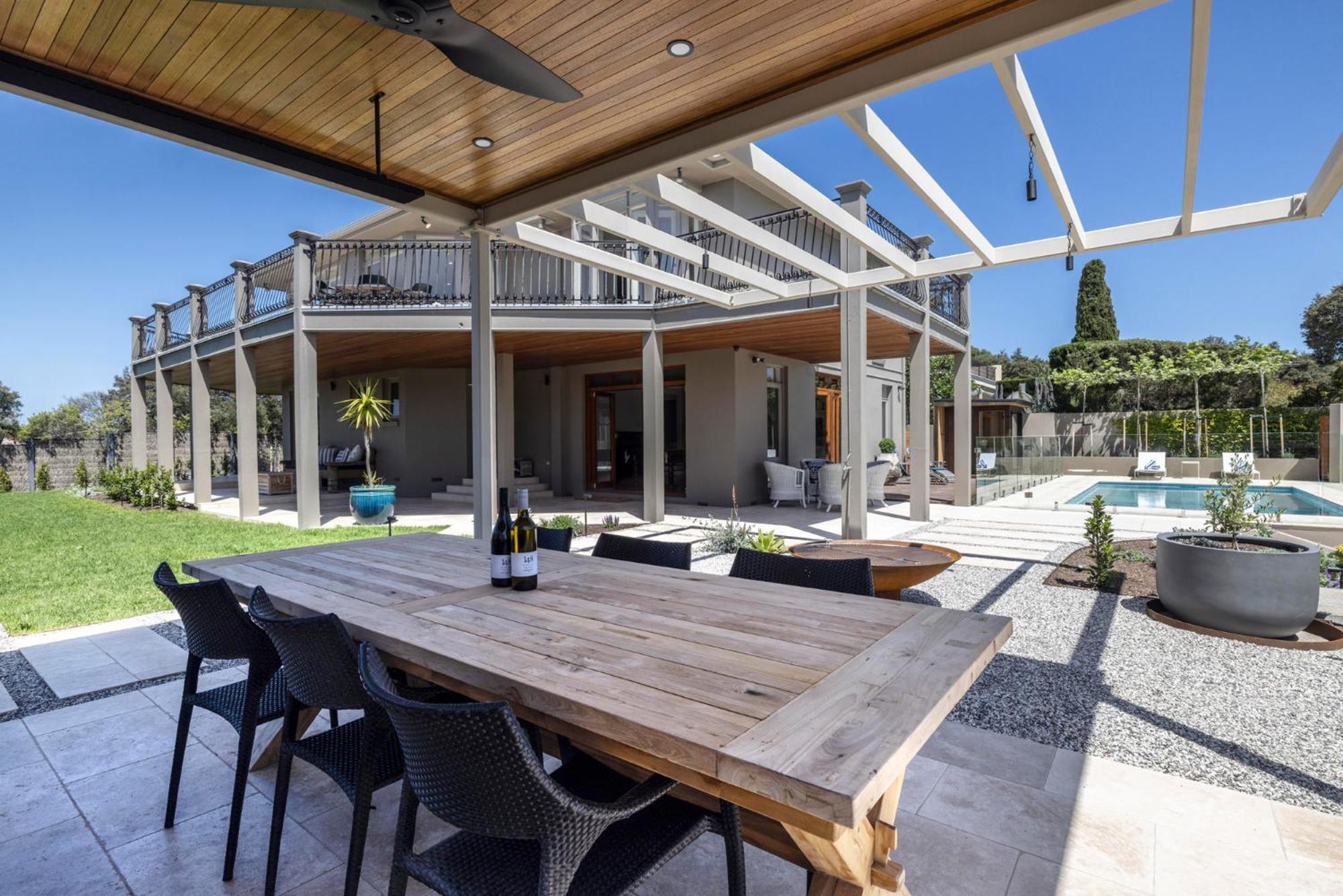 Serendib Luxury Sorrento Resort Living Bagian luar foto