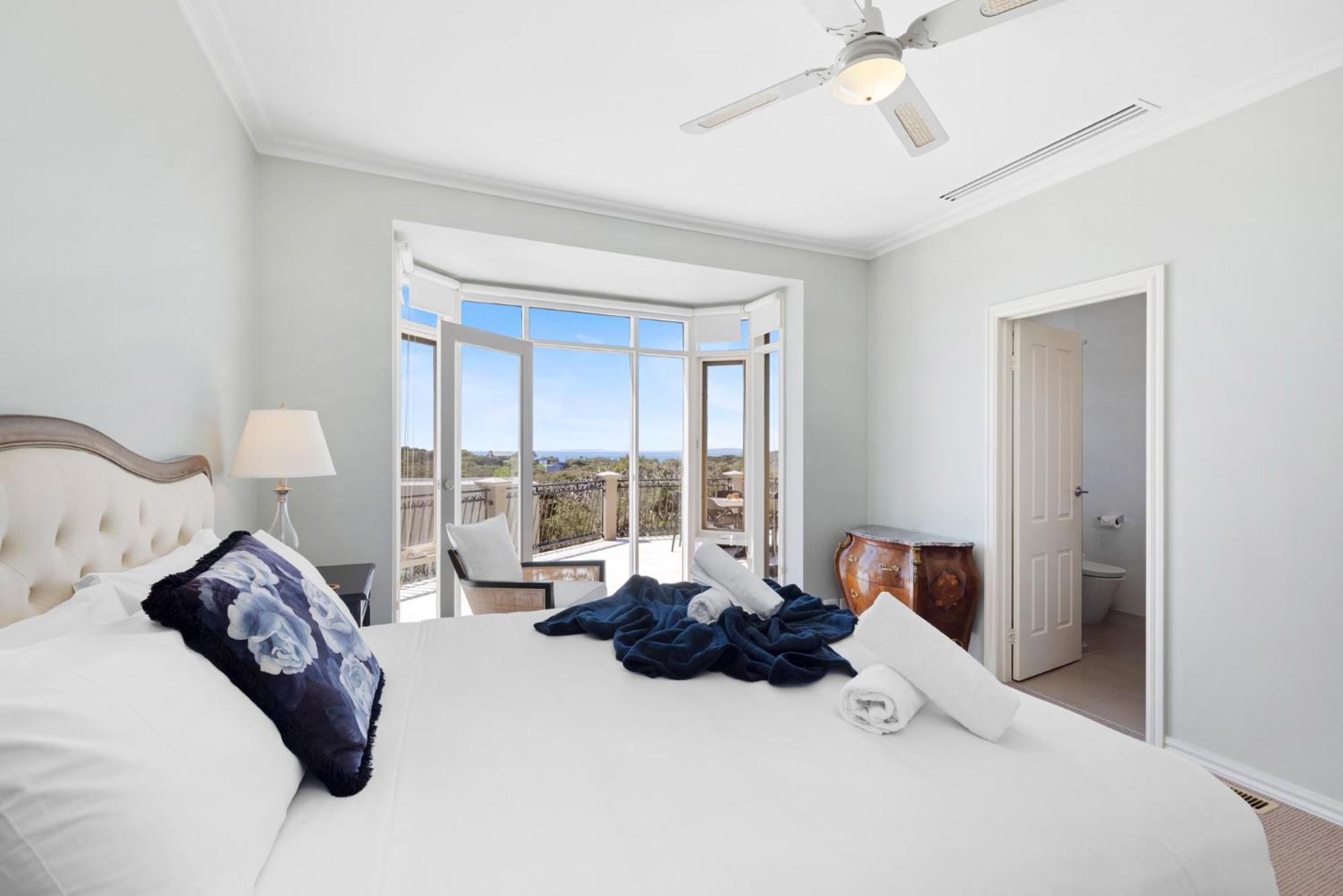 Serendib Luxury Sorrento Resort Living Bagian luar foto