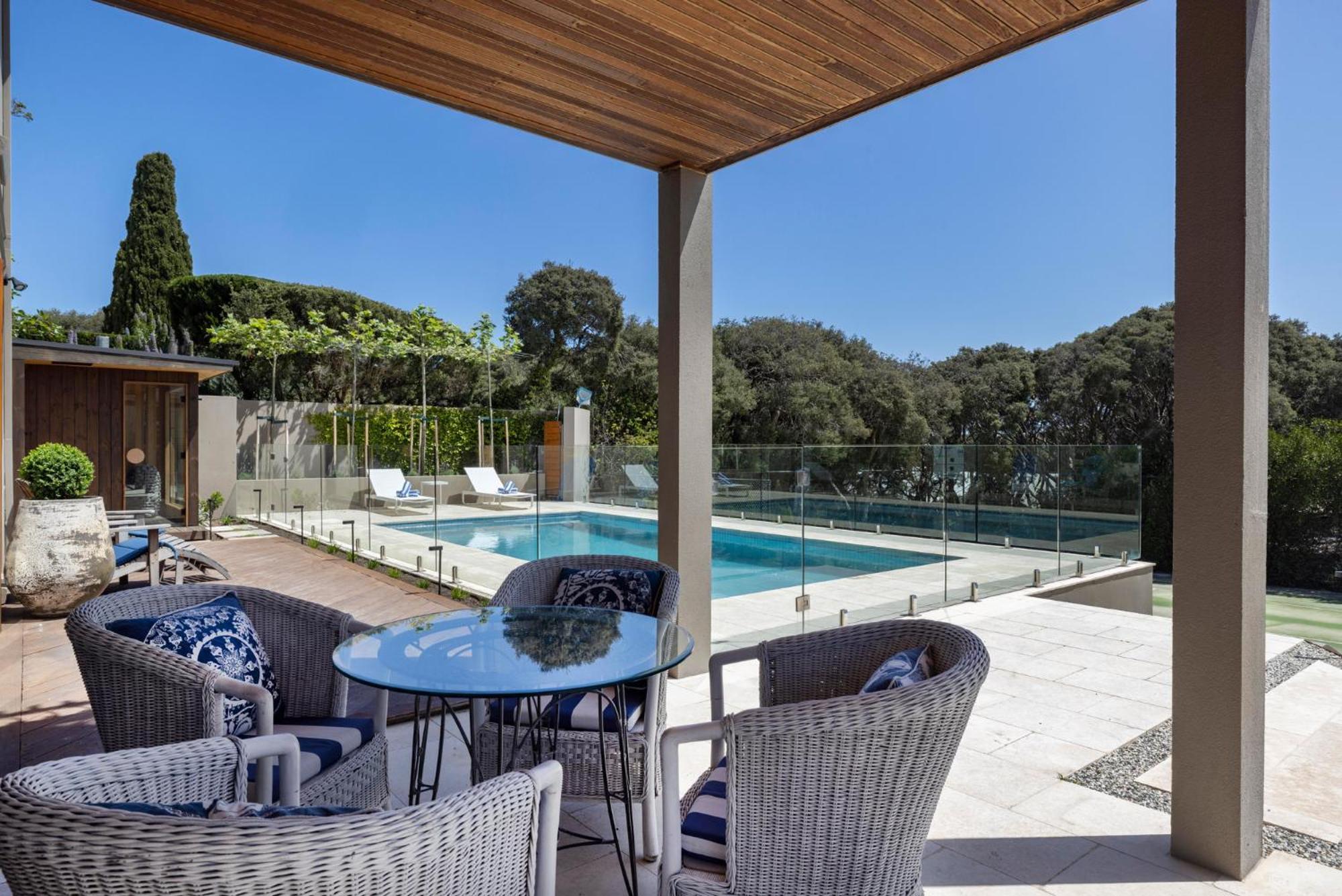 Serendib Luxury Sorrento Resort Living Bagian luar foto