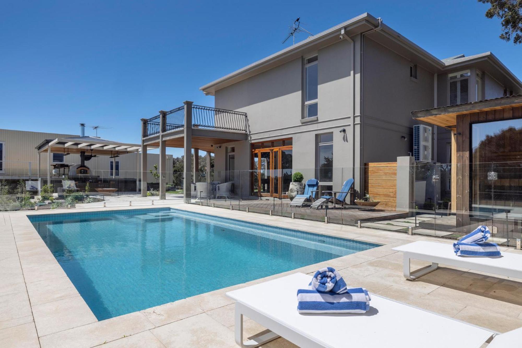 Serendib Luxury Sorrento Resort Living Bagian luar foto